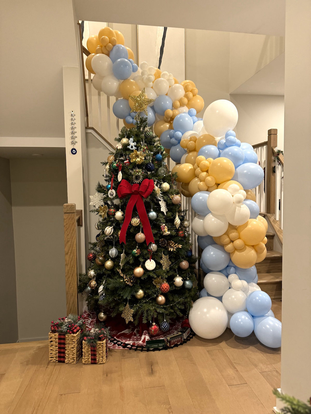 Balloon Garland