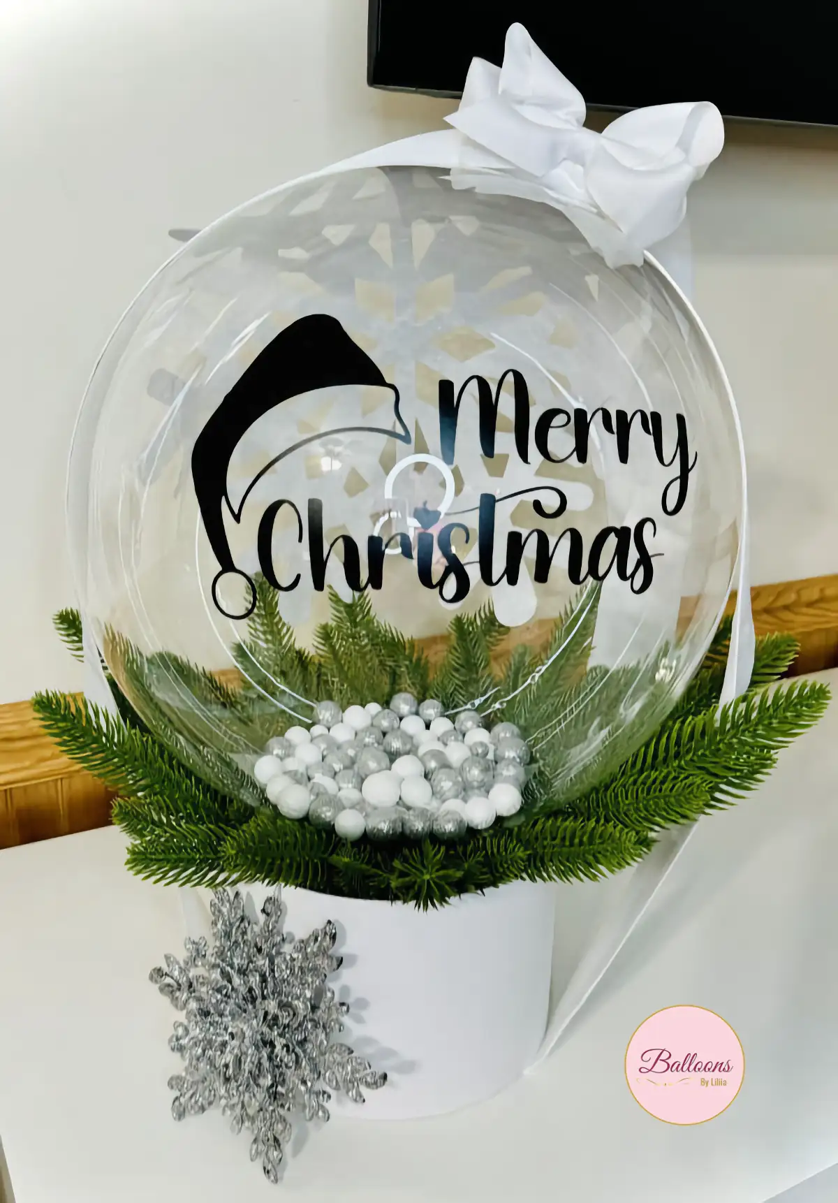 Christmas Balloon Bouquet White Black