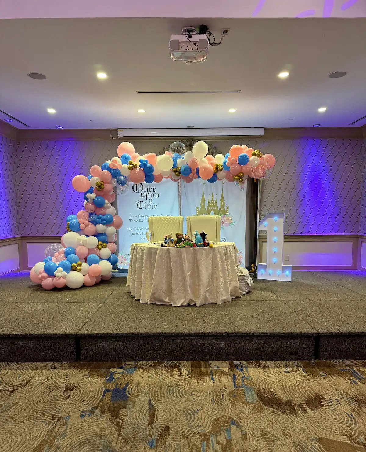 Marquee letters and numbers in New Jersey